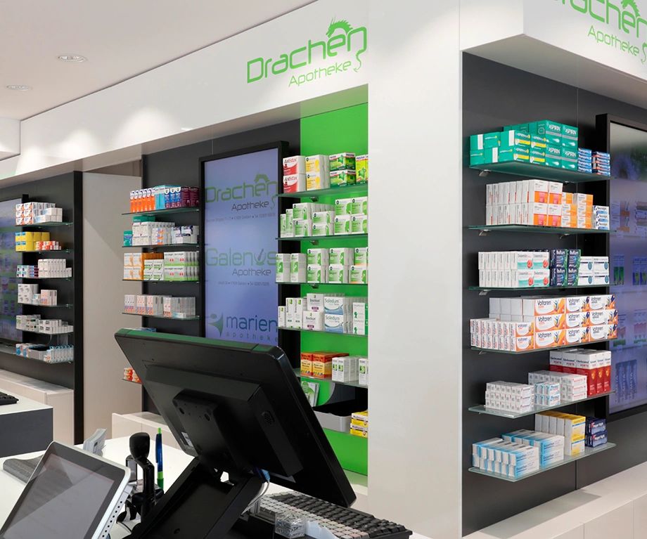 Ihre moderne Apotheke in Geldern mit viel Raum für persönliche Beratung.